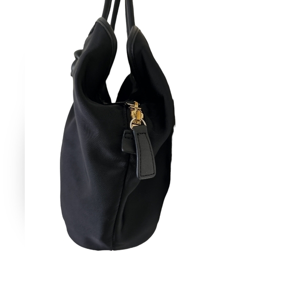 Agnes b. Voyage black nylon with the leather detailing Hobo bag medium size. - Picture 3 of 7
